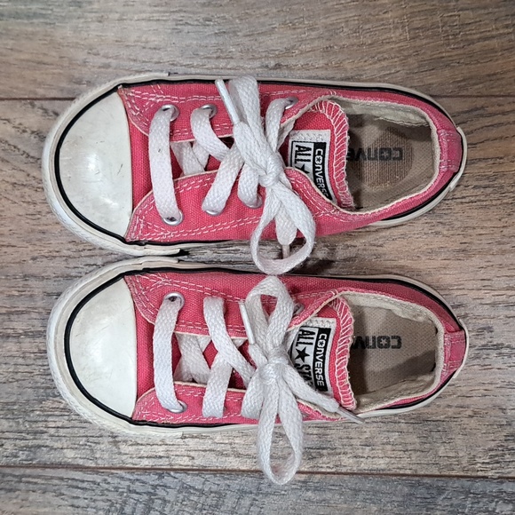 Converse All Star toddler shoes * NOT from a thrift store - Picture 2 of 10